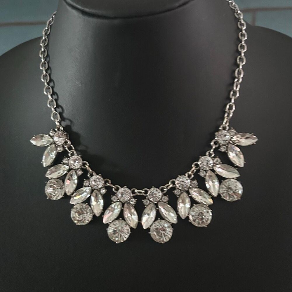 Vintage Crystal Rhinestone Statement Bib Necklace Women's Silver-tone Finish